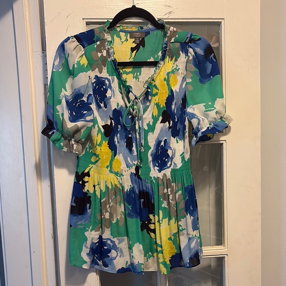 Ninety Blue Green Short Sleeve Tie Front Blouse